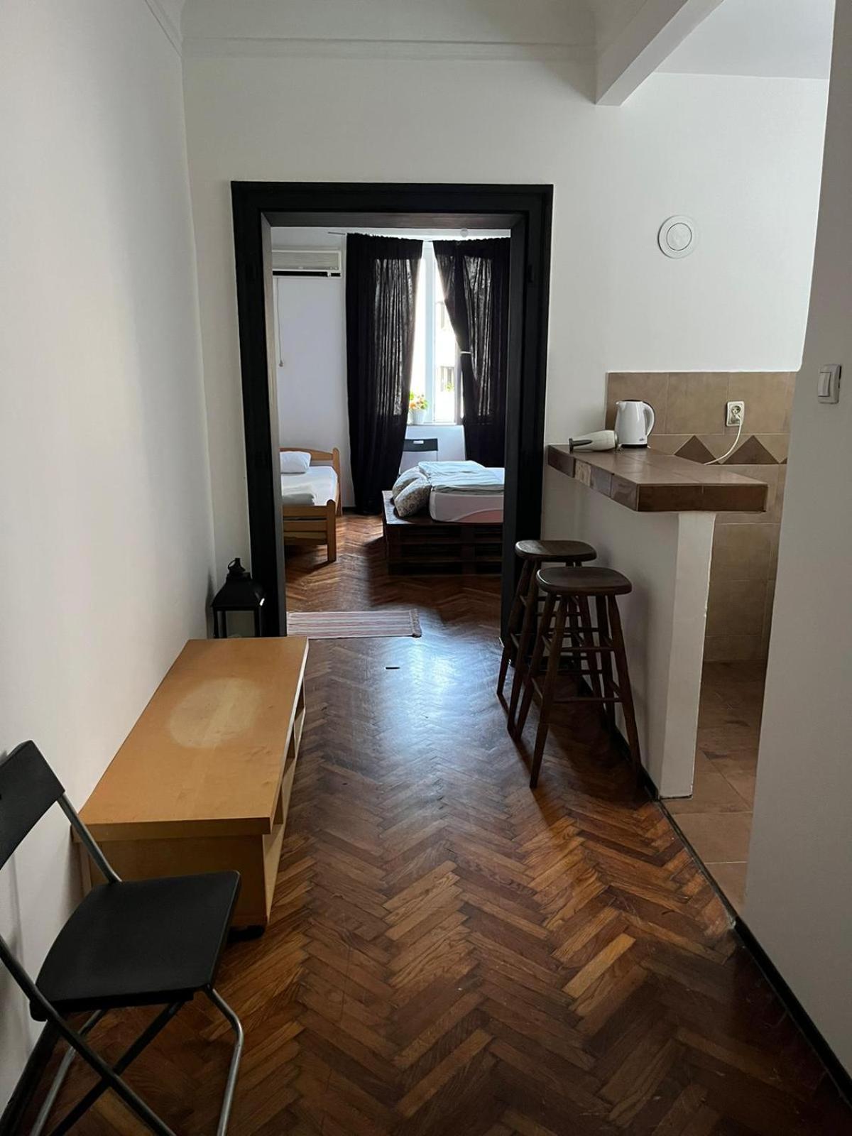 Downtown Belgrade Hostel And Apartments Exteriör bild